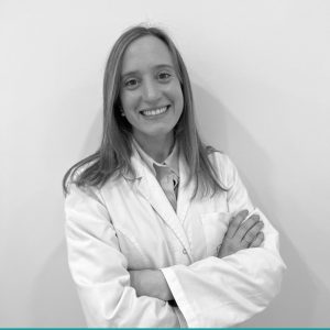 Dra. Cristina García. Especialista en dermatología, médico-quirúrgica y venereología